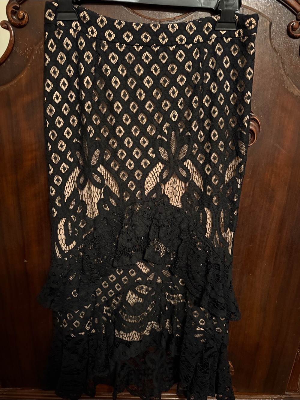 Black Lace Sleeveless Midi Skirt with Ruffle Hem